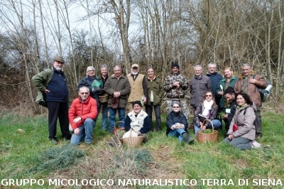 Ricerca e raccolta delle erbe