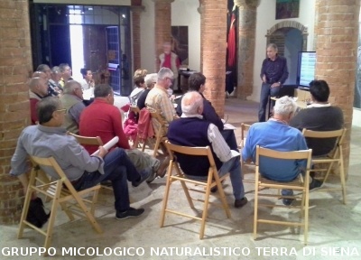 Corso per raccoglitori funghi a Ville di Corsano