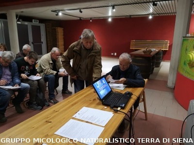 Corso tenuto da Mario alle Ville di Corsano