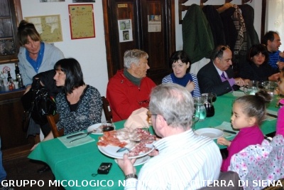 Tutti a tavola